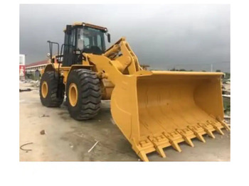 اللودر بعجل CATERPILLAR 950GC