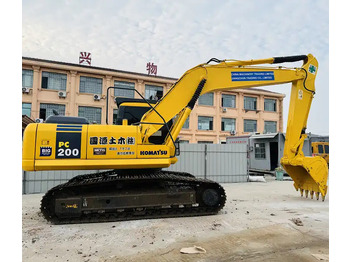 حفار زاحف KOMATSU PC200-6