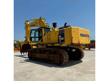 حفّار KOMATSU PC700