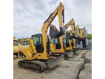 حفار زاحف CATERPILLAR 302.5