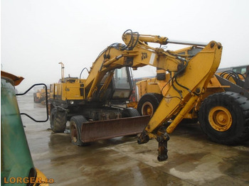 حفار ذو عجلات JCB JS130W