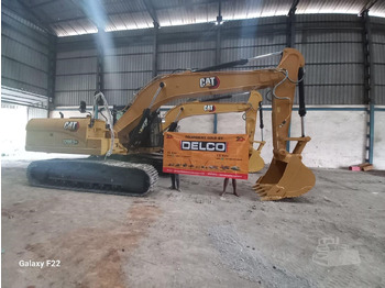 حفار زاحف CATERPILLAR 320D3