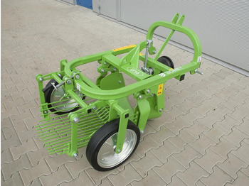 حصادة البطاطس للبيع  Bomet Schwingsiebroder / Potato digger / Arracheuse de pomme de terre / Scavapatate / Однорядная картофельная копалка / Kopaczka do ziemniaków Ursa Z655/1: صورة 2