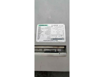 موبايل كرين ZOOMLION 1000V5: صورة 4 موبايل كرين ZOOMLION 1000V5: صورة 4