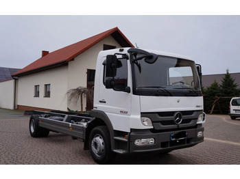 شاحنة بهيكل معدني للمقصورة MERCEDES-BENZ Atego 1524