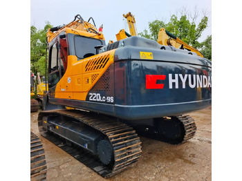 حفار زاحف HYUNDAI