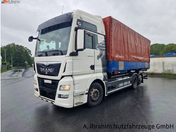 شاحنة ذات ستائر جانبية MAN TGX 26.440