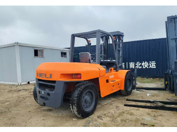 رافعة شوكية ديزل HELI