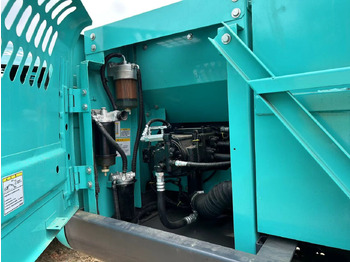 حفار زاحف KOBELCO SK140LC-8: صورة 3