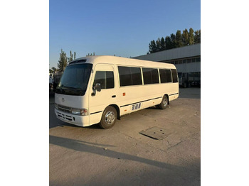 حافلة الضواحي Toyota Coaster: صورة 5