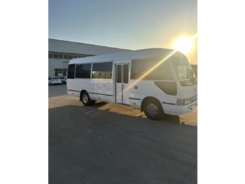 حافلة الضواحي Toyota Coaster: صورة 2