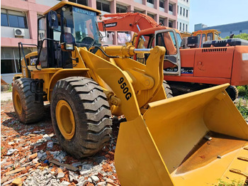 اللودر بعجل CATERPILLAR 950G