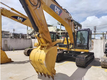 حفار زاحف CATERPILLAR 320D