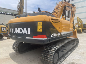 حفار زاحف HYUNDAI