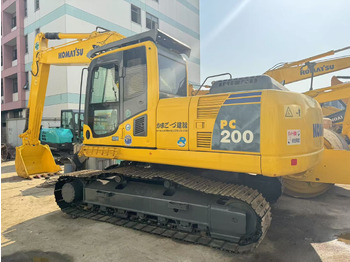 حفار زاحف KOMATSU PC200-8