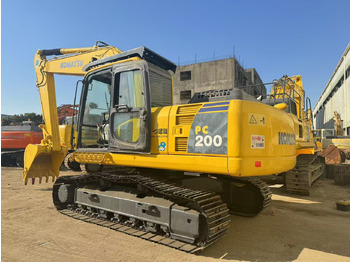 حفار زاحف KOMATSU PC200-8