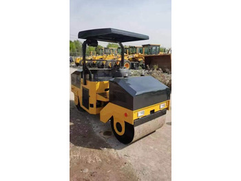 مدحلة XCMG