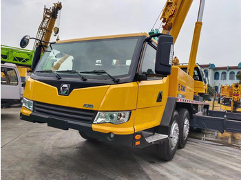 موبايل كرين XCMG QY75KC QY75K truck crane 75tons: صورة 2