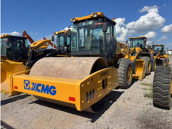 رَصَّاص الطرق XCMG XS263J