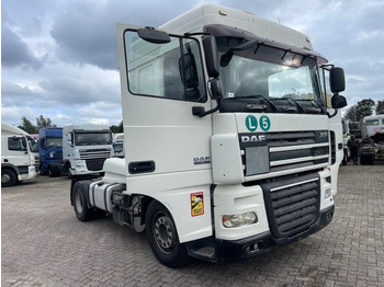 مقطورة السحب DAF XF 105 460