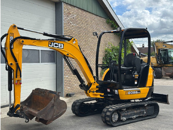 حفار صغير JCB 8026