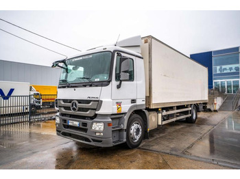 شاحنة صندوقية MERCEDES-BENZ Actros 1832