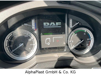 مقطورة السحب DAF XF 440