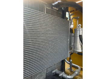 حفار صغير CAT 307E2: صورة 5