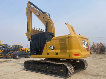 حفار زاحف CATERPILLAR 323