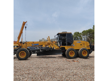 ماكينة تسوية XCMG GR2153