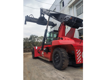 آلة حمل الحاويات في الأماكن الصغيرة kalmar DRF450 Used Reach stacker/Container forklift: صورة 5 آلة حمل الحاويات في الأماكن الصغيرة kalmar DRF450 Used Reach stacker/Container forklift: صورة 5