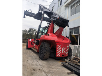 آلة حمل الحاويات في الأماكن الصغيرة kalmar DRF450 Used Reach stacker/Container forklift: صورة 2 آلة حمل الحاويات في الأماكن الصغيرة kalmar DRF450 Used Reach stacker/Container forklift: صورة 2