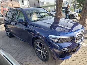 سيارة دفع رباعي BMW