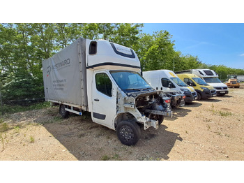 شاحنة مغلقة بستائر جانبية RENAULT Master