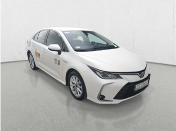 سيدان TOYOTA