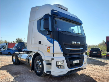مقطورة السحب IVECO