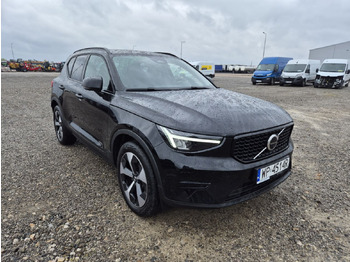 سيارة دفع رباعي VOLVO