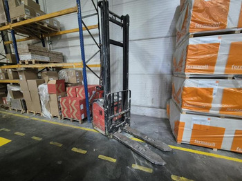 رافعة شوكية LINDE L14
