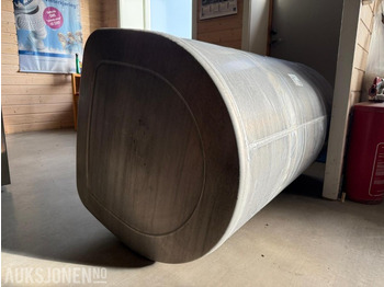 شاحنة 2023 Dieseltank 530 L 70x70x130 - Montert på Volvo FH 2023 D-Shaped: صورة 4