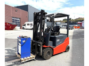 معدات المناولة TOYOTA