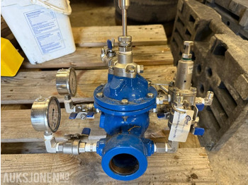 معدات الانشاءات