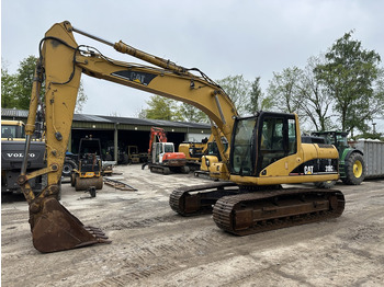 حفار زاحف CATERPILLAR 318CL