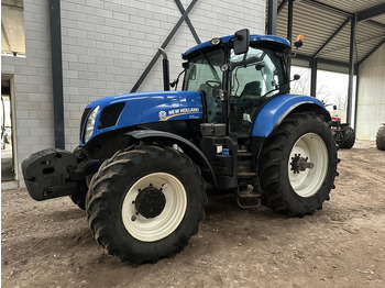 جرار NEW HOLLAND T7.250