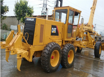 ماكينة تسوية CATERPILLAR 140H