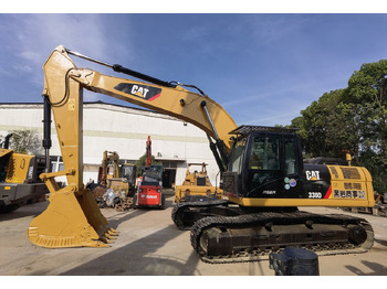 حفار زاحف CATERPILLAR 330D
