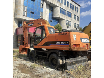 حفار ذو عجلات DOOSAN DH210W-7