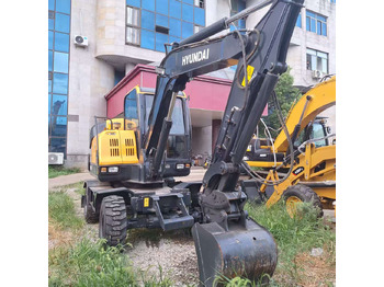 حفار ذو عجلات Hyundai HW60  excavator: صورة 2 حفار ذو عجلات Hyundai HW60  excavator: صورة 2