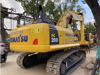 حفار زاحف KOMATSU PC200-8