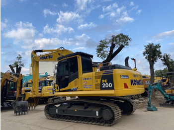 حفار زاحف KOMATSU PC200-8
