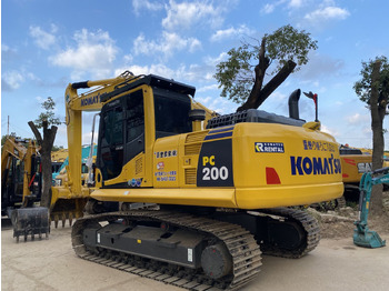 حفار زاحف KOMATSU PC200-8